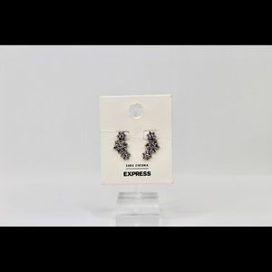 EXPRESS Diamond Crawler Post Earrings.    NWT